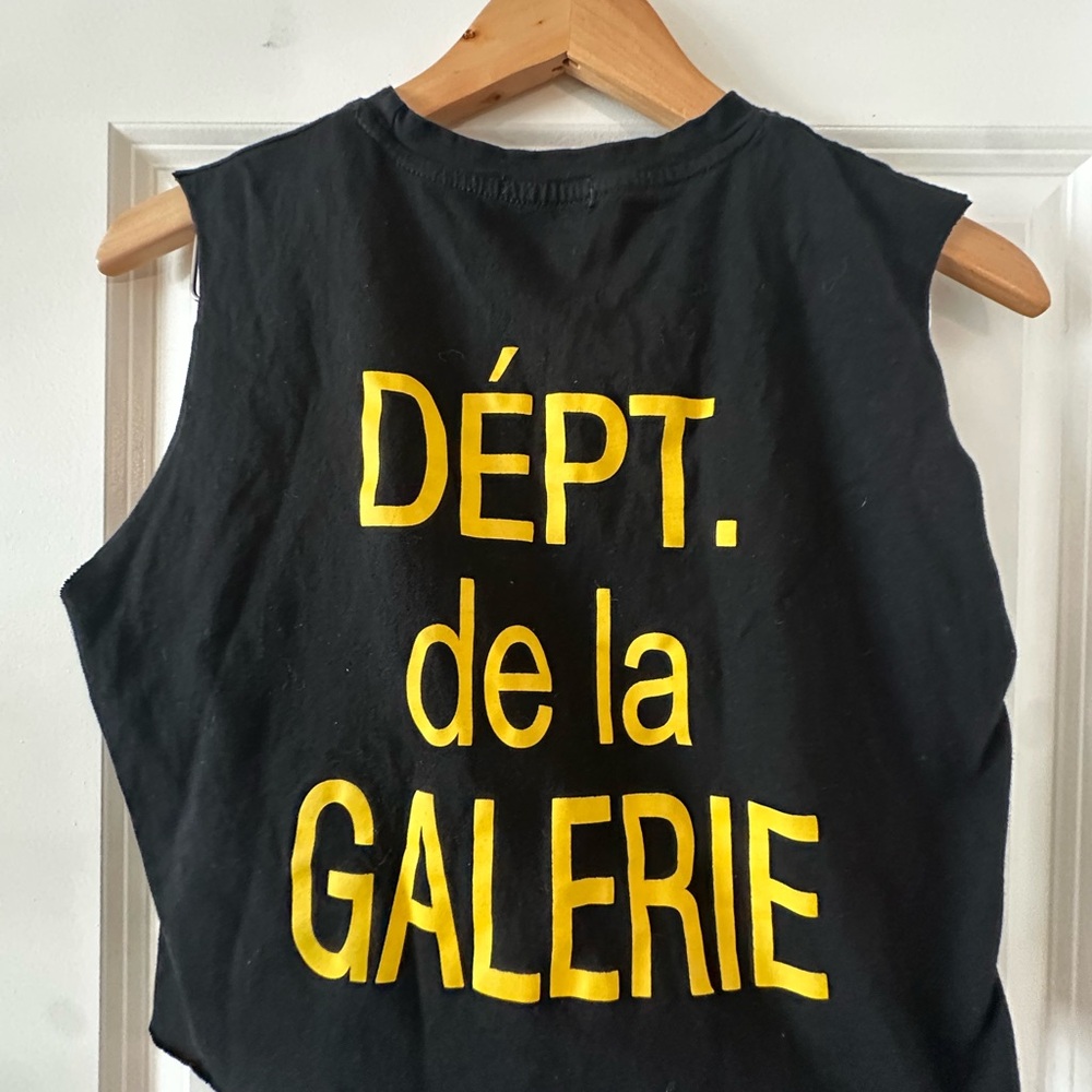 Black and Yellow MICAS Graphic Crop Top. “DEPT DE LA GALERIE”